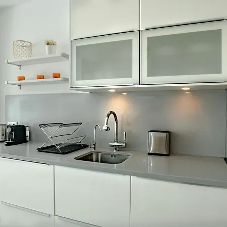 Appartamento Amazing 2 Bedroom In Jardines Fuentes *