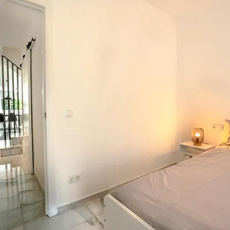 Amazing 2 Bedroom In Jardines Fuentes Marbella